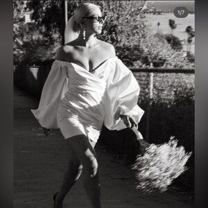 HOUSE OF CB 'Carlyn' Ivory Satin Balloon Sleeve Mini Dress/Size XS NWOT‎